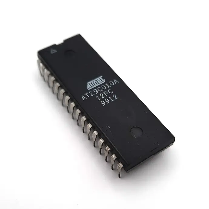 AT29C010A (Atmel)